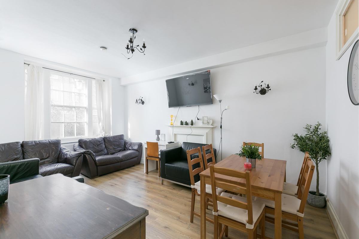 Ralph Court, London